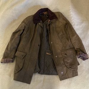 Barbour Women’s Classic Beadnell Wax Jacket with quilted Fleece vest jacket